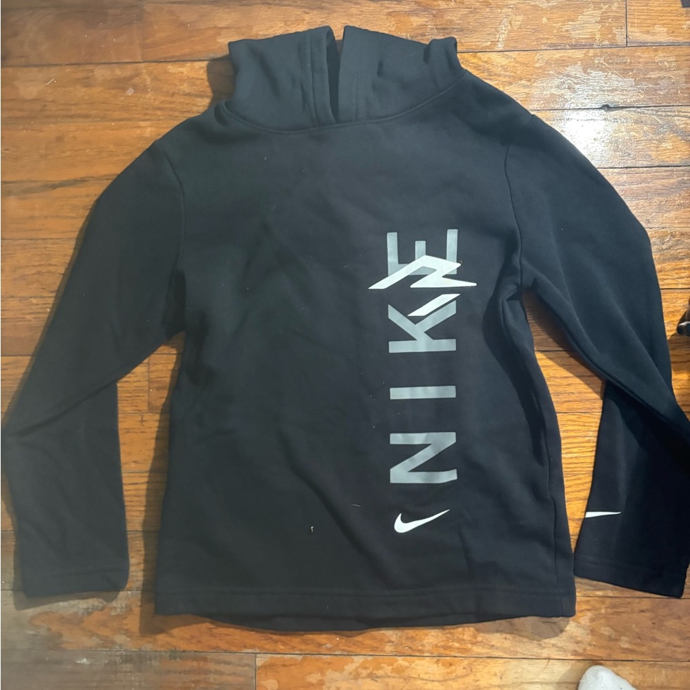 Nike Kids Black and Gray Pullover